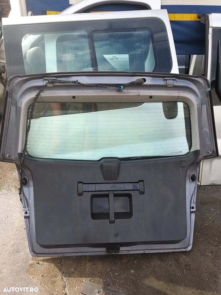 Haion pentru Opel Zafira B 2007 - 2