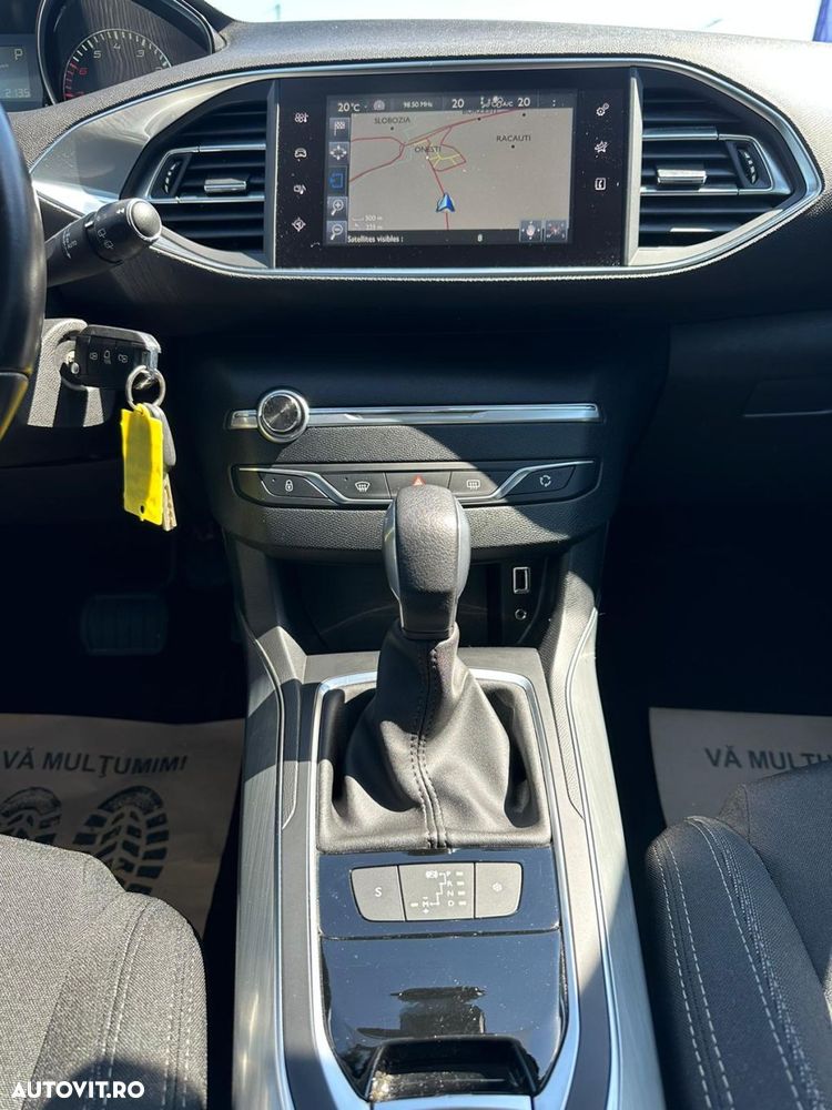 Peugeot 308 - 12