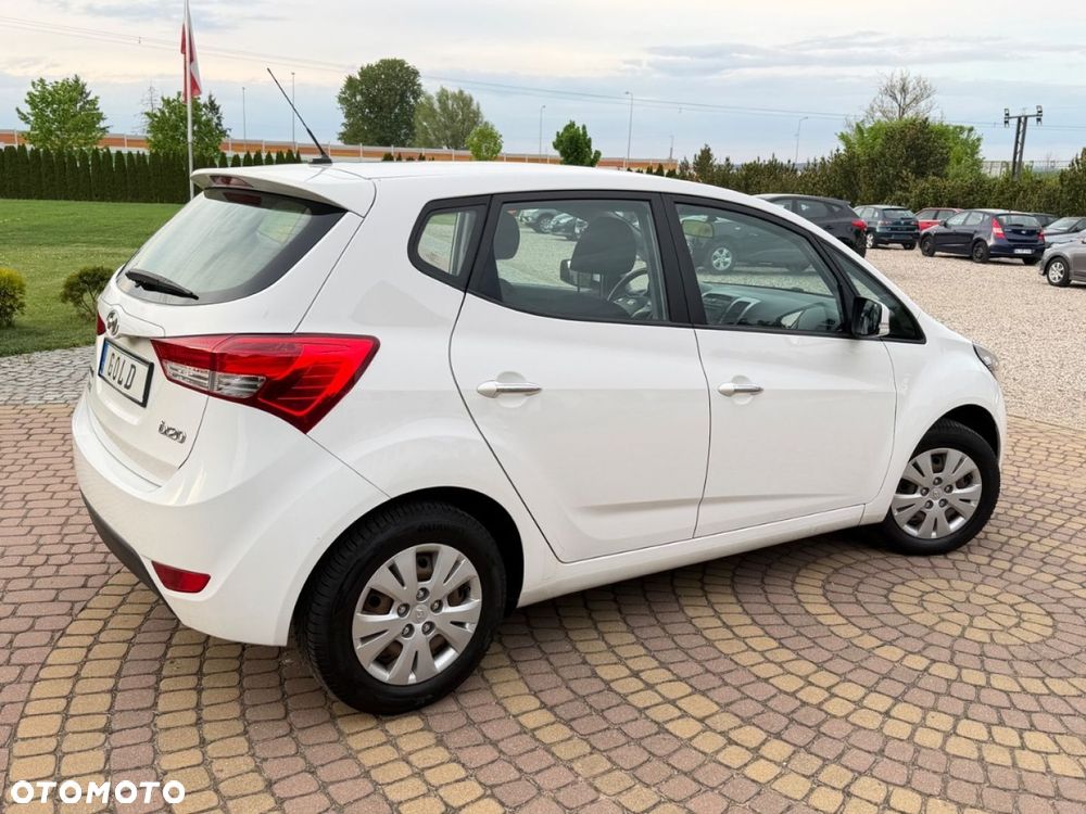 Hyundai ix20 - 34