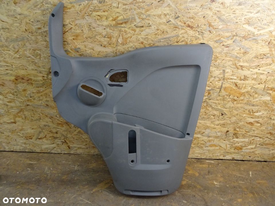 BOCZEK POSZYCIE DRZWI PRAWY PRZÓD RENAULT MASTER II LIFT NR91 - 1