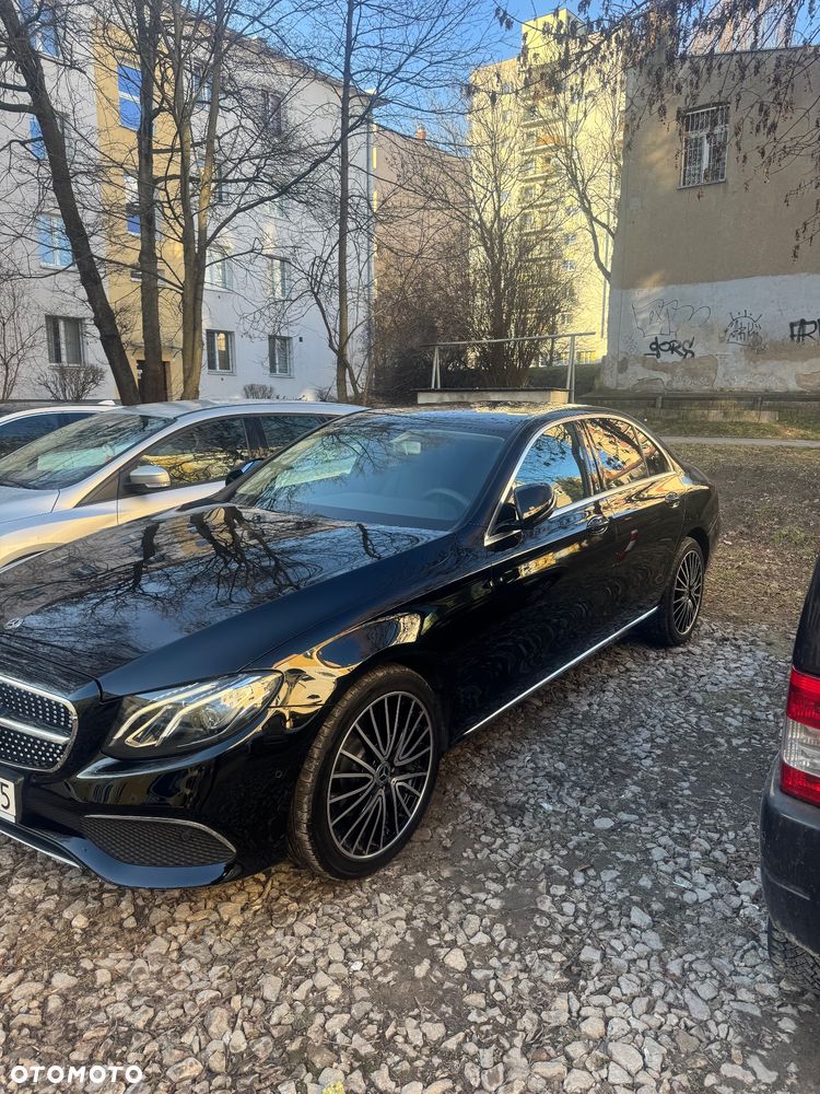Mercedes-Benz Klasa E 220 d 4-Matic 9G-TRONIC - 1