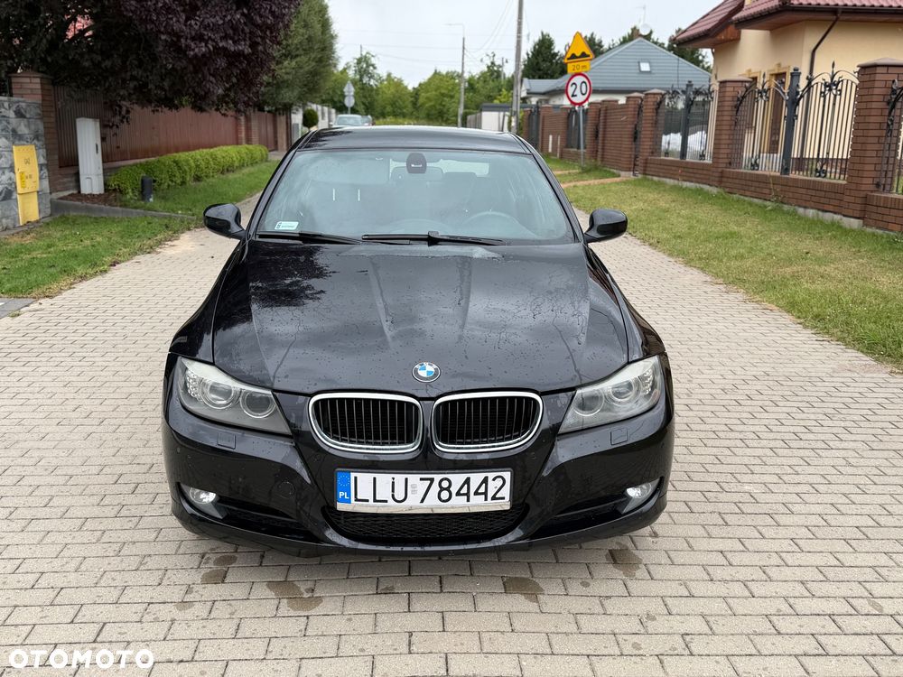 BMW Seria 3 318d DPF Edition Sport - 2