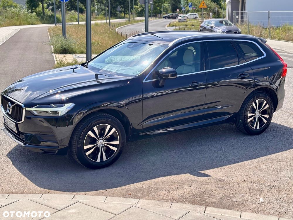 Volvo XC 60 D4 AWD Momentum - 4