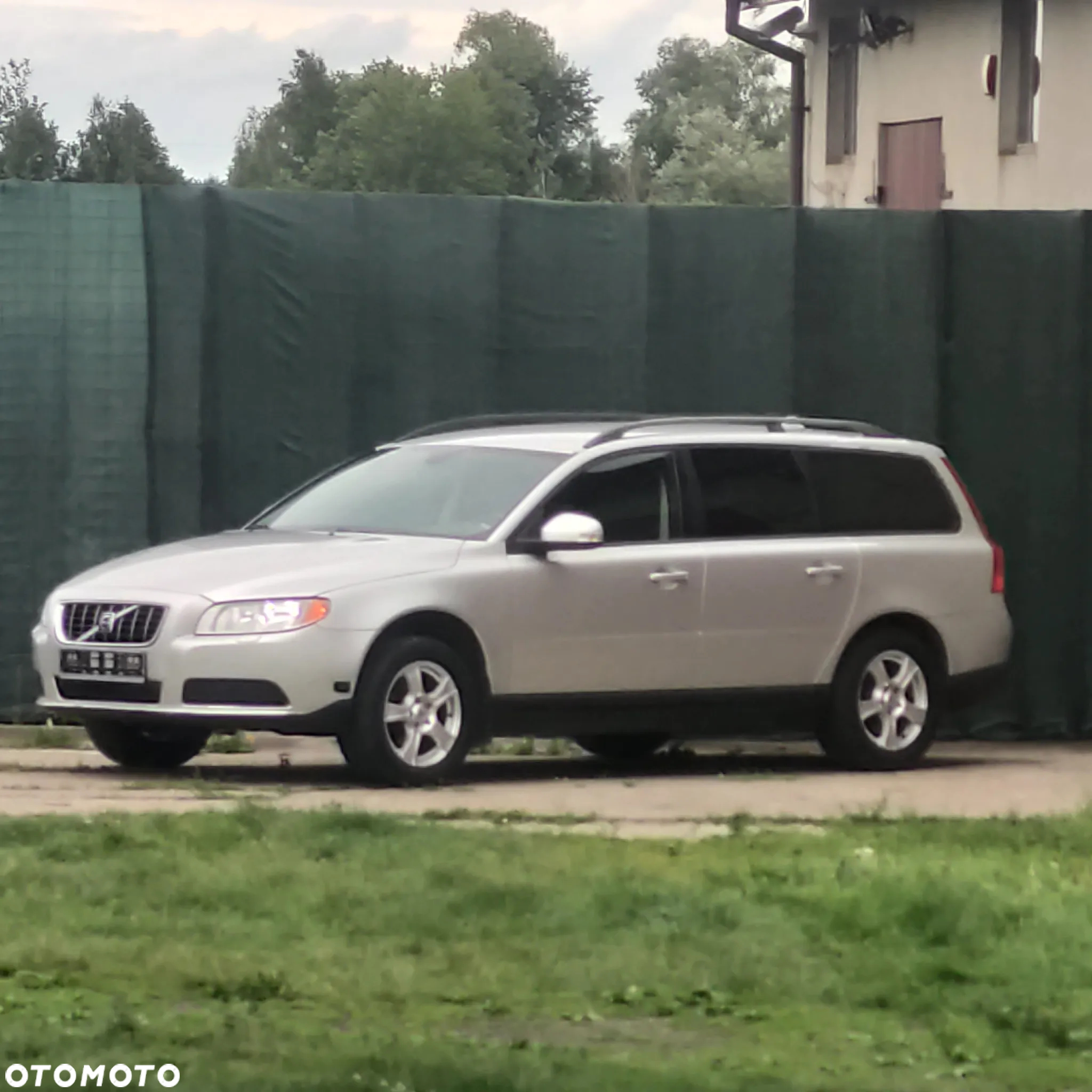 Volvo V70 2.0 - 35