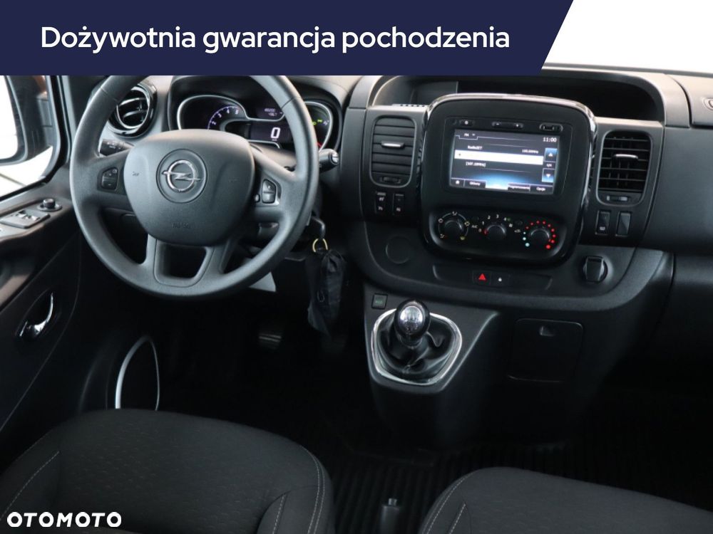 Opel Vivaro - 9