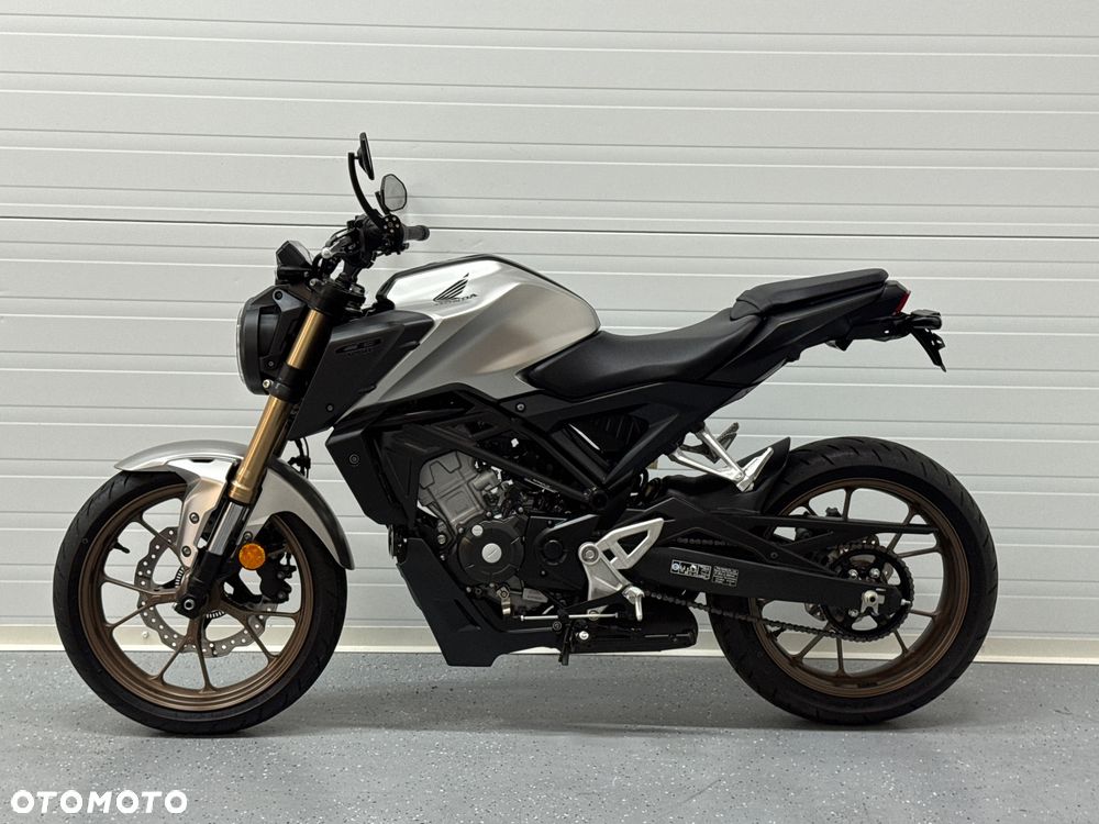 Honda CB - 18