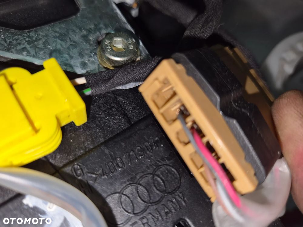 Kaseta lewarek zmiany biegów Audi A8 D2 3.7 automat - 5