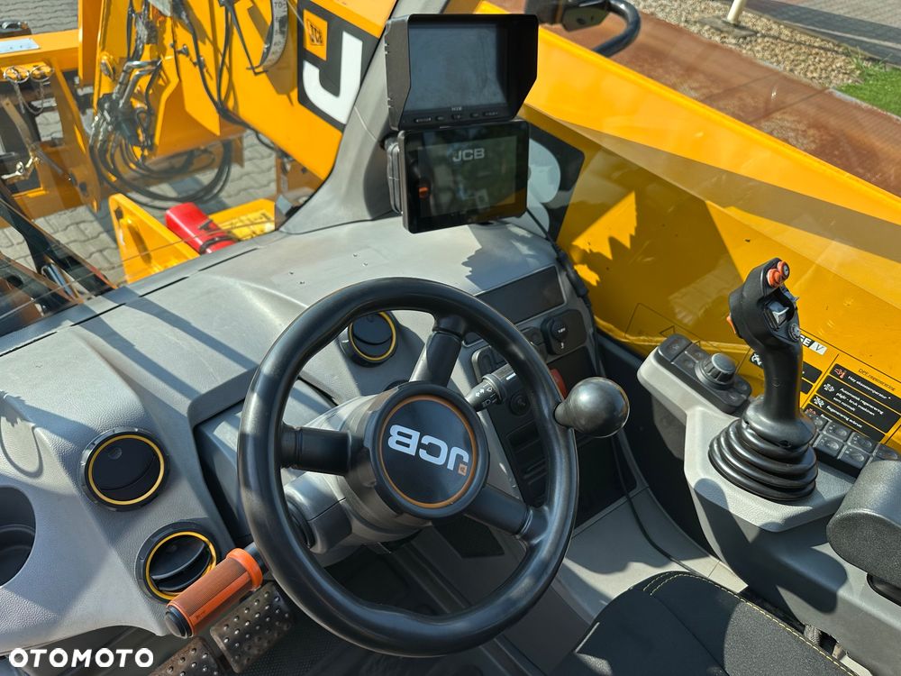 JCB 542-70 Industrial Plus - 33
