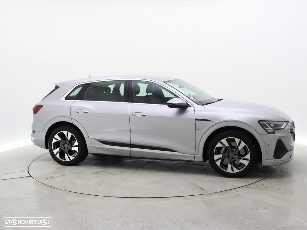 Audi e-tron 55 quattro S line - 9