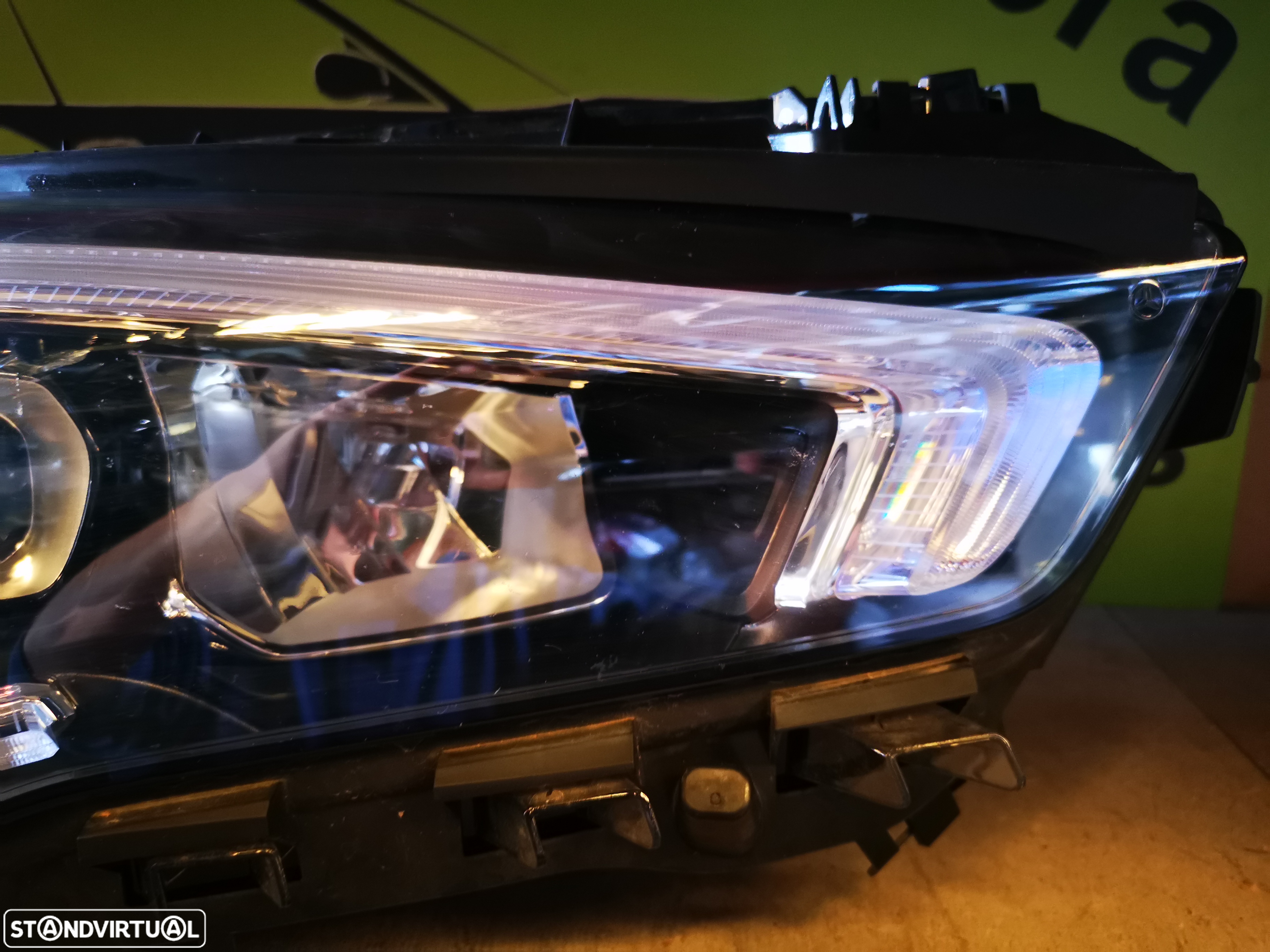MERCEDES W118 CLA FAROL DIREITO - FF494 - 2