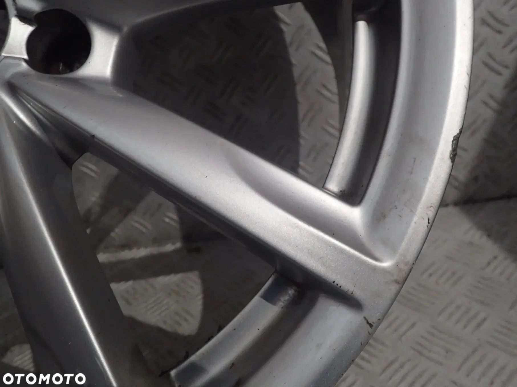 FELGA ALUMINIOWA AUDI A6 C6 8X18 ET 48 4F0601025CP - 4