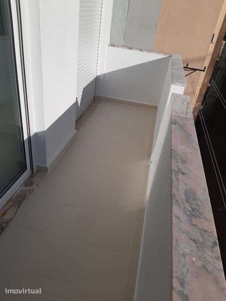Apartamento T1 equipado para arrendamento no Laranjeiro - Grande imagem: 4/9