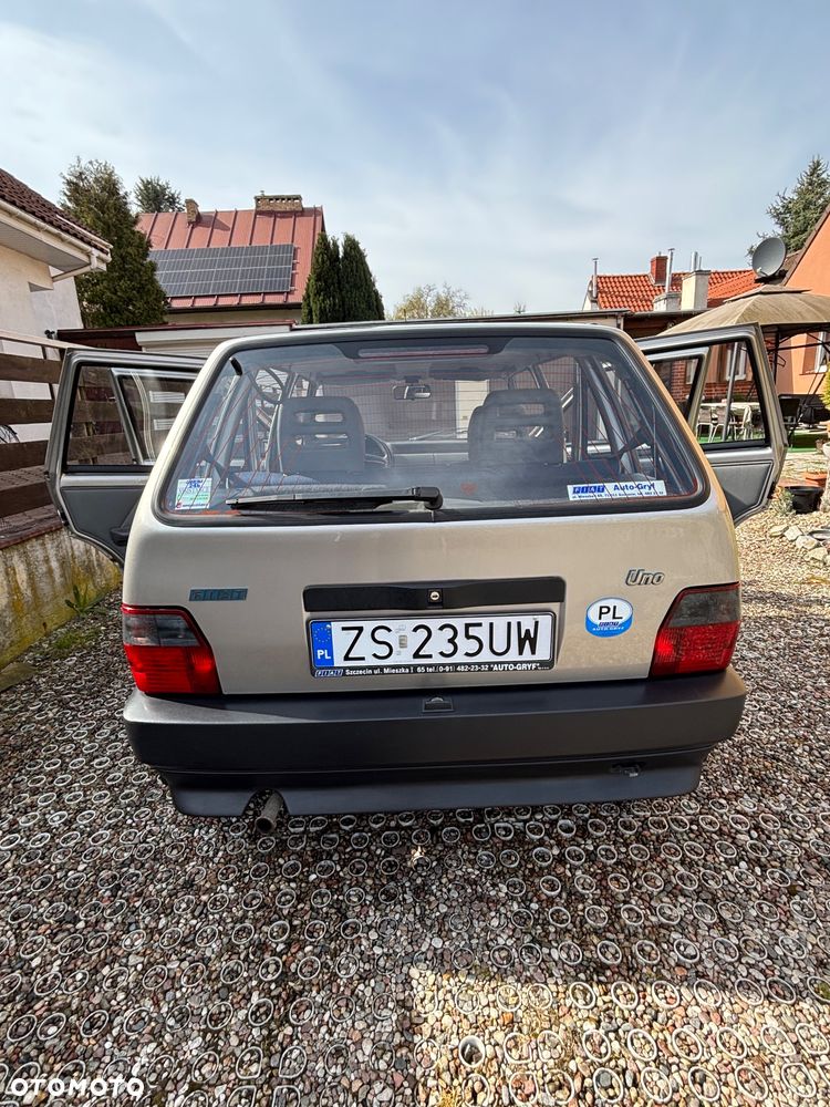 Fiat Uno - 6