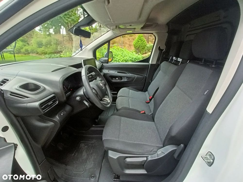 Toyota Proace - 10