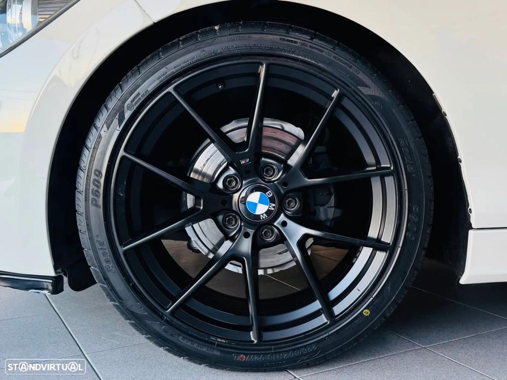 BMW 118 d Pack M - 8