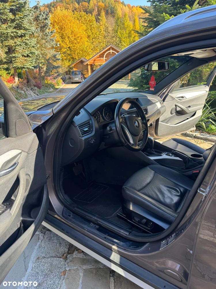 BMW X1 xDrive20d - 10