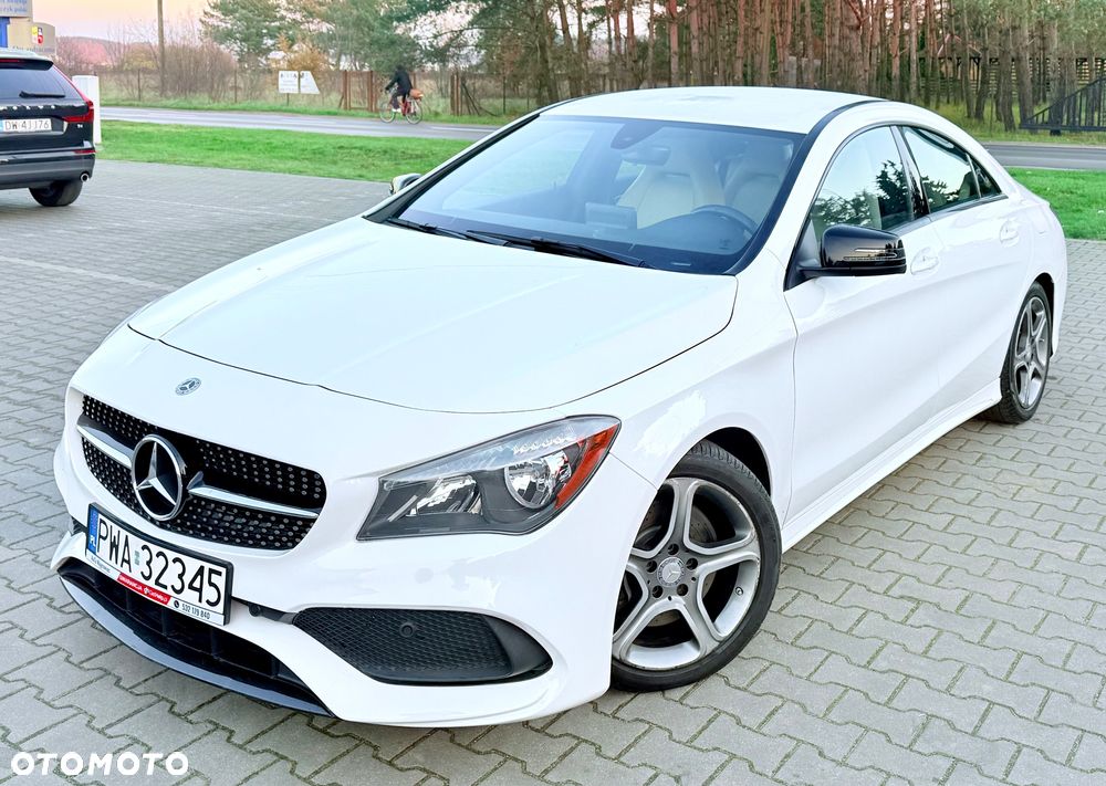 Mercedes-Benz CLA 250 4-Matic AMG Line - 33