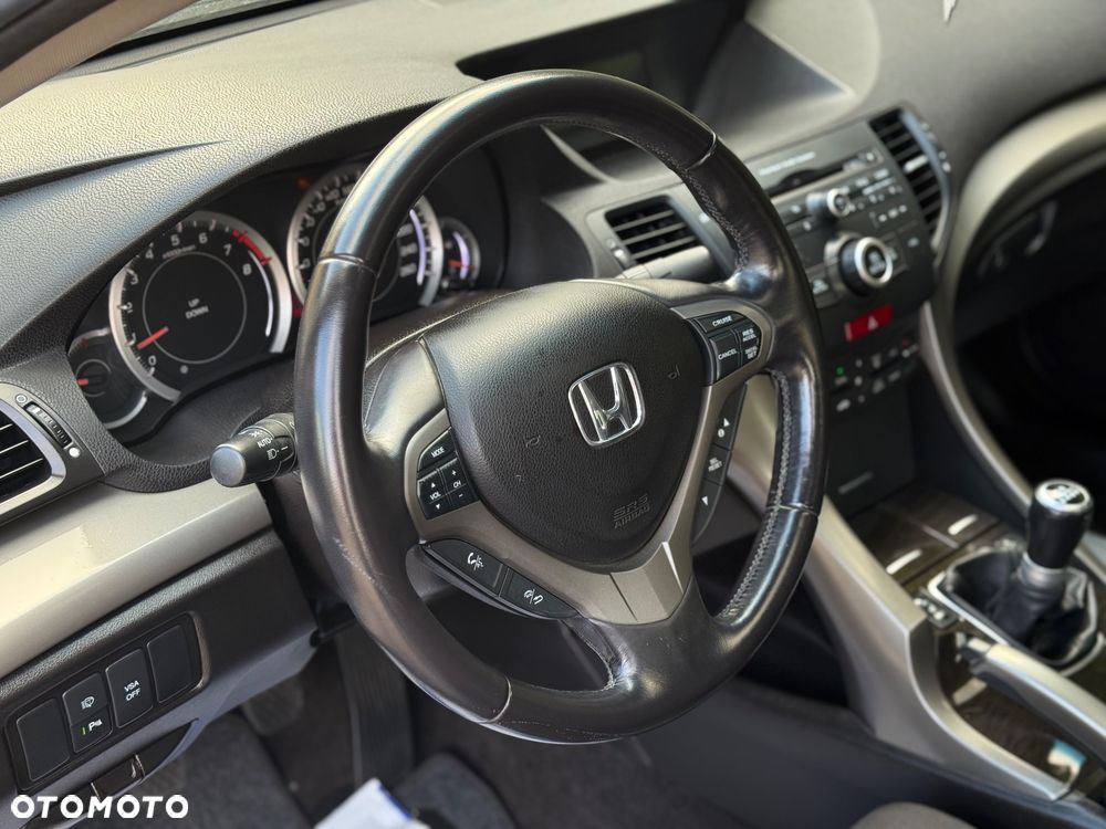Honda Accord 2.0 Executive - 13