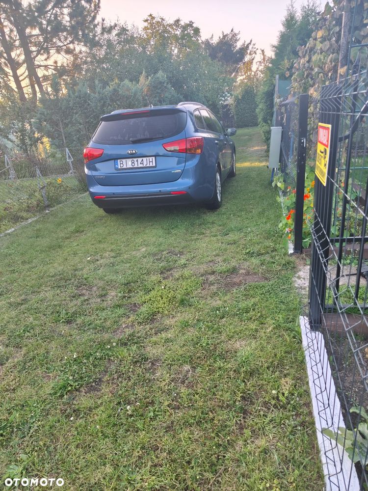 Kia Ceed 1.4 L - 4