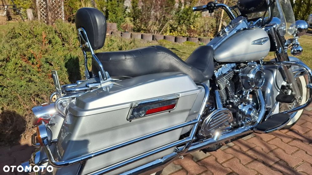 Harley-Davidson Touring Road King - 11