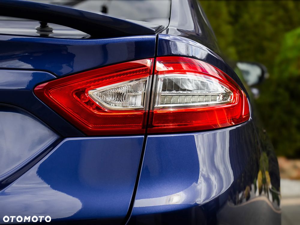 Ford Mondeo 2.0 TDCi STart-Stopp Titanium - 37