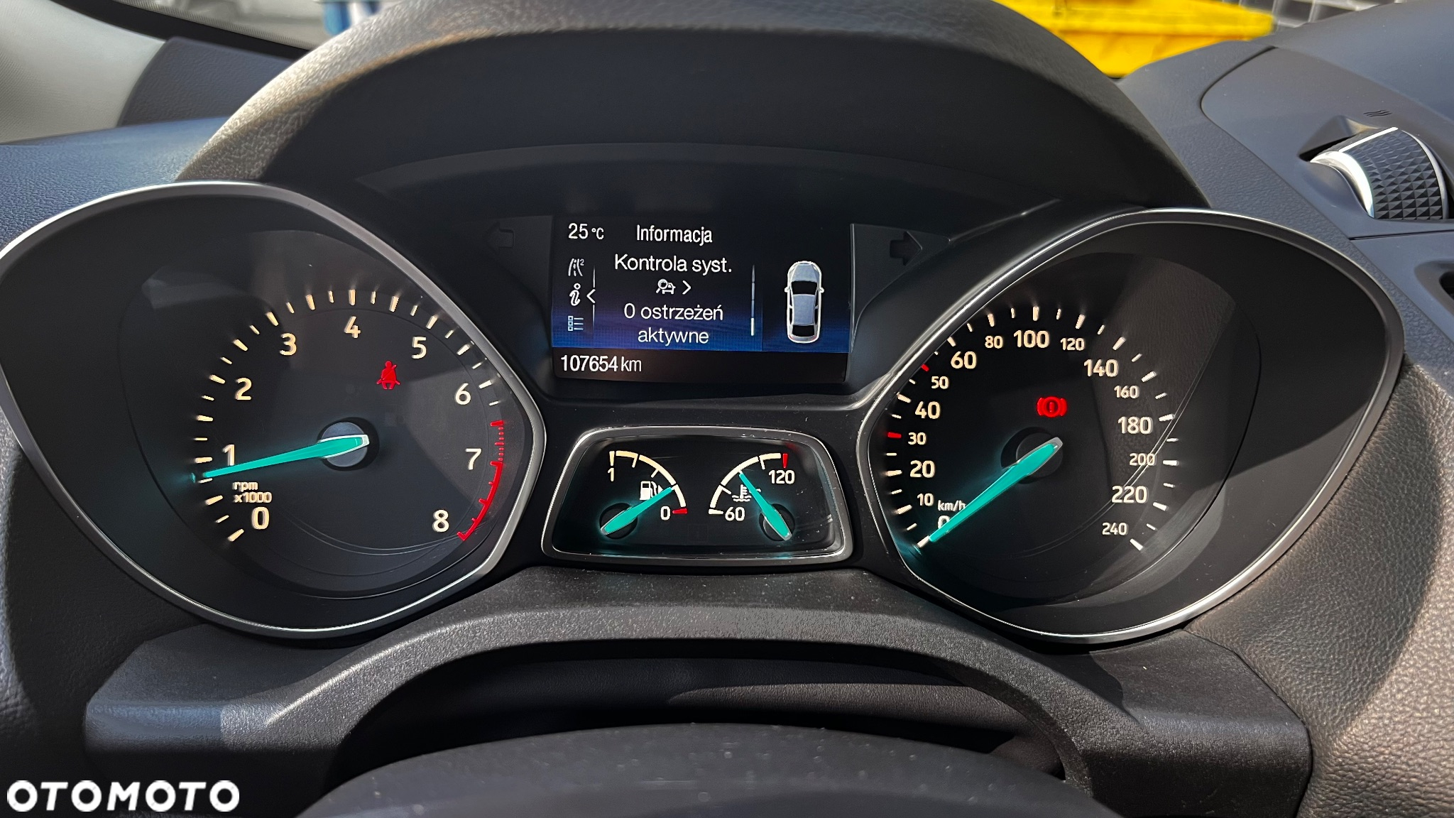 Ford Kuga 1.5 EcoBoost 2x4 Titanium - 34