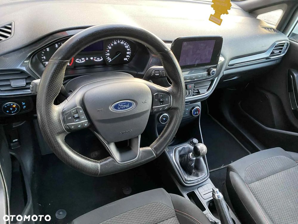 Ford Fiesta 1.5 TDCi S&S ST-LINE - 16