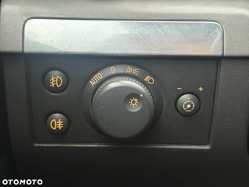 Opel Vectra 1.9 CDTI Sport / GTS - 27