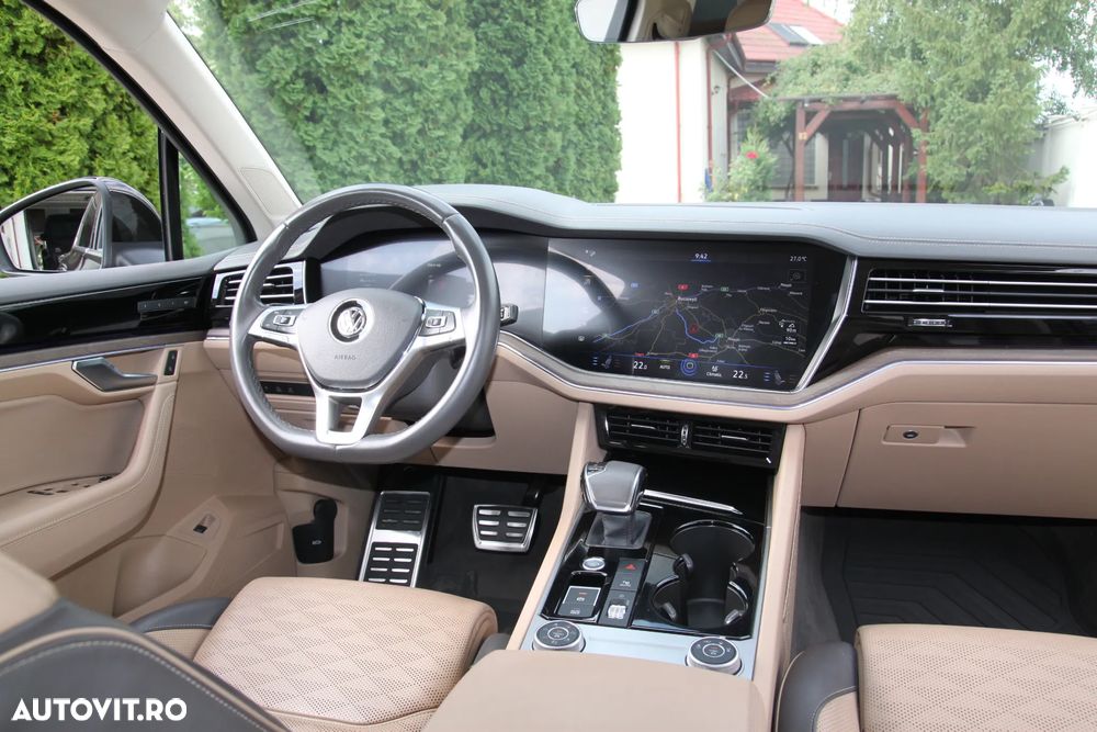 Volkswagen Touareg V6 TDI R-Style - 6