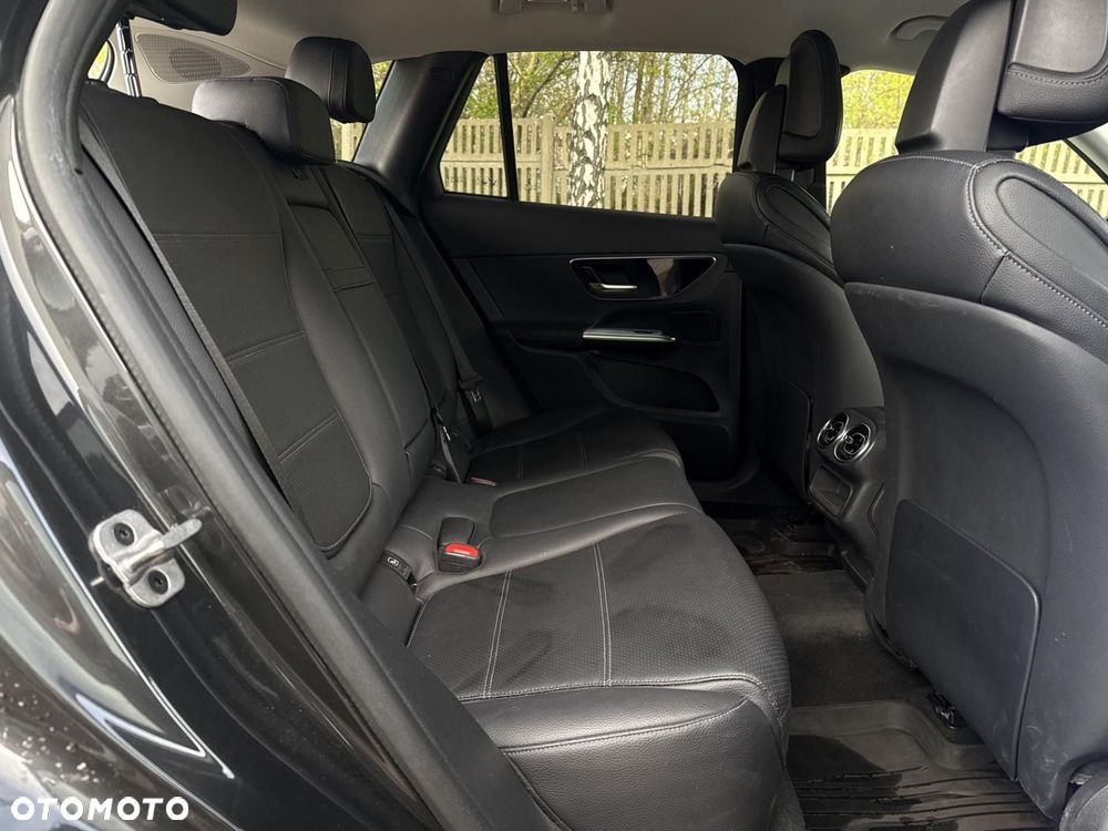 Mercedes-Benz GLC - 18