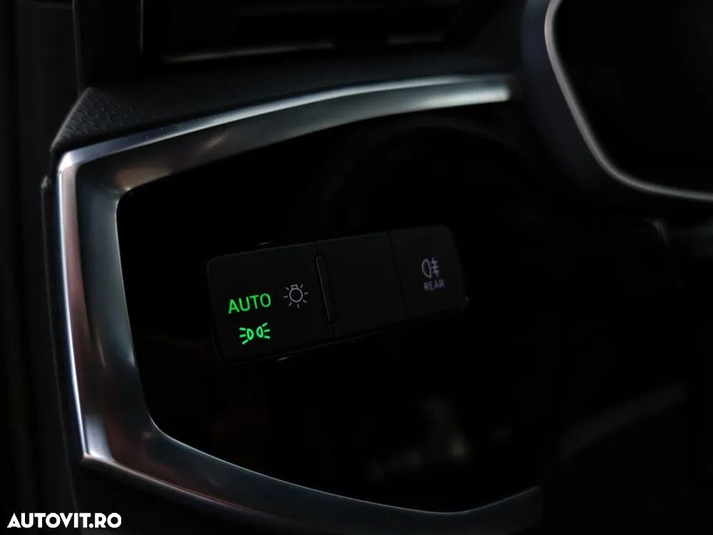 Audi Q3 45 TFSIe S tronic - 15