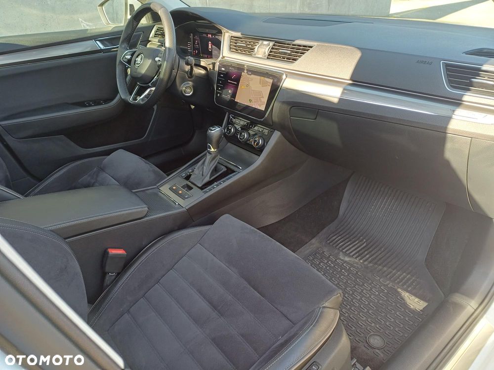 Skoda Superb 2.0 TSI 4x4 Scout DSG - 25