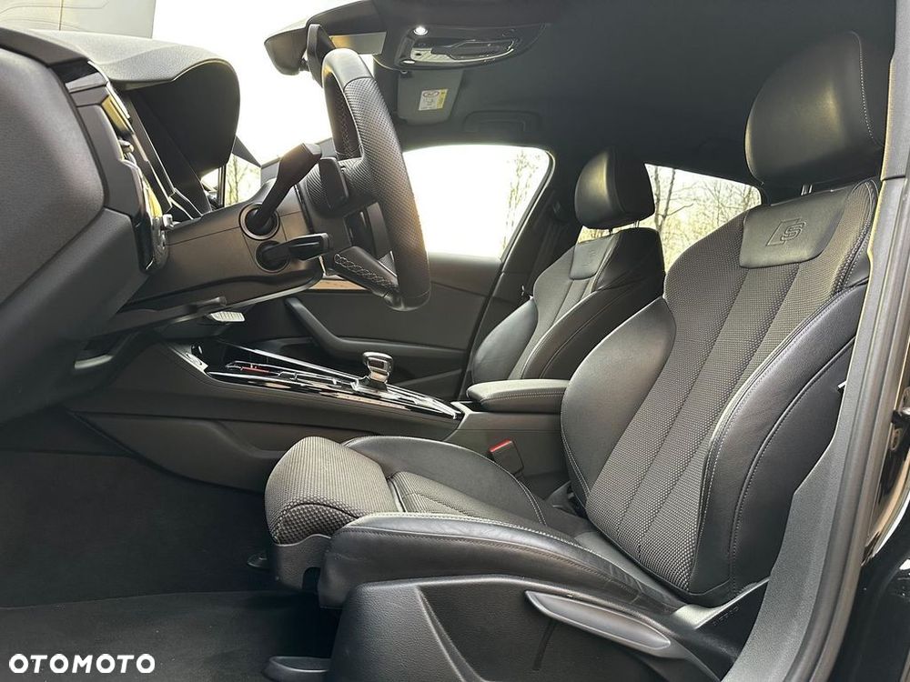 Audi A4 Avant 40 TFSI mHEV S tronic - 12