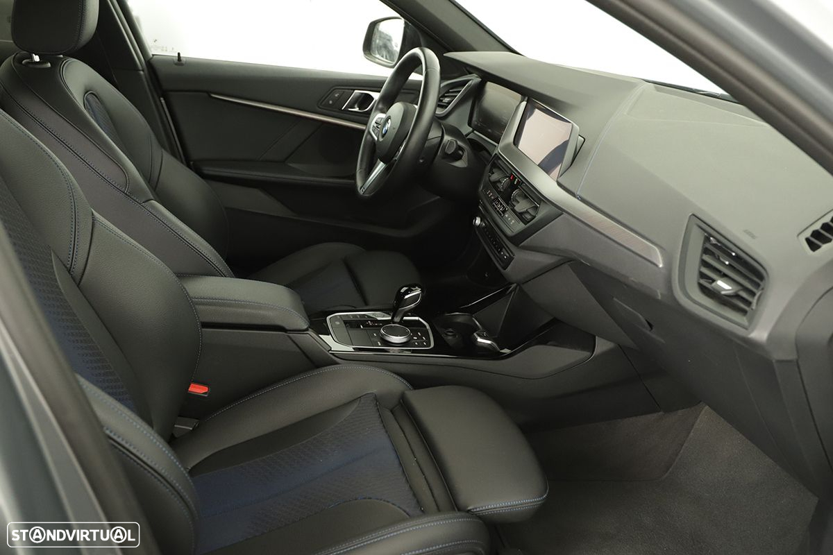 BMW 116 d Pack Desportivo M Auto - 23