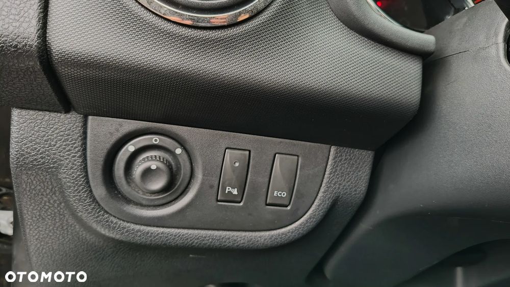 Dacia Logan - 23