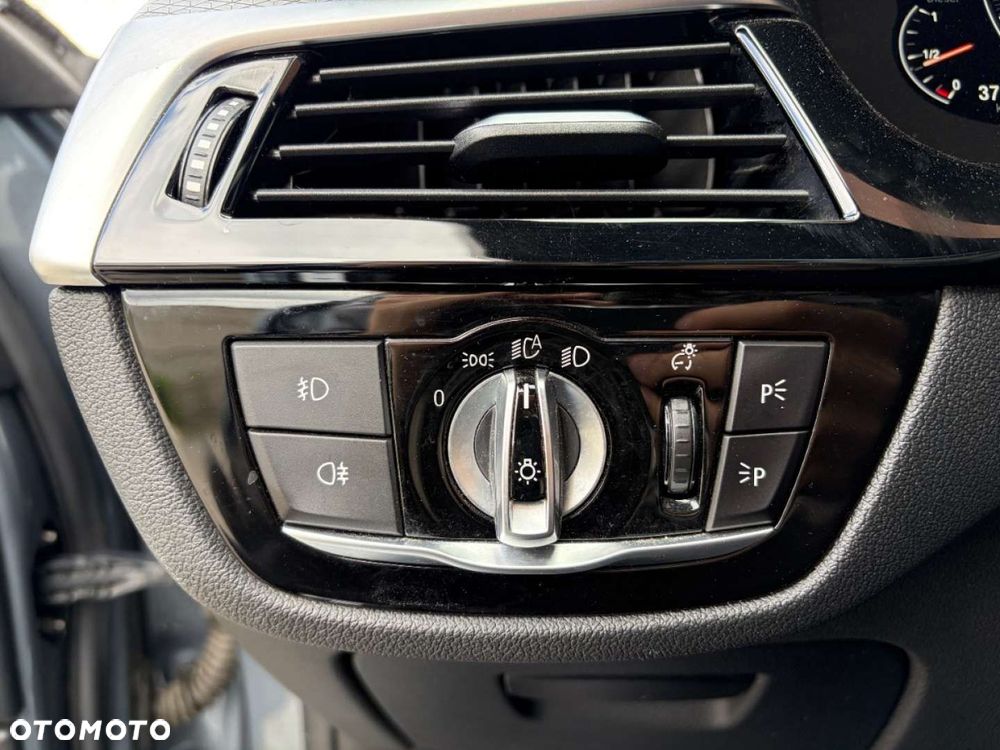 BMW Seria 5 - 27