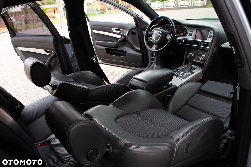Audi A6 3.2 FSI Quattro Tiptronic - 24