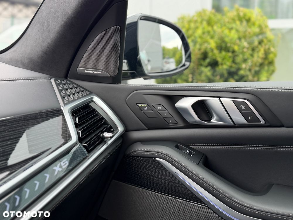 BMW X5 xDrive30d mHEV M Sport sport - 24
