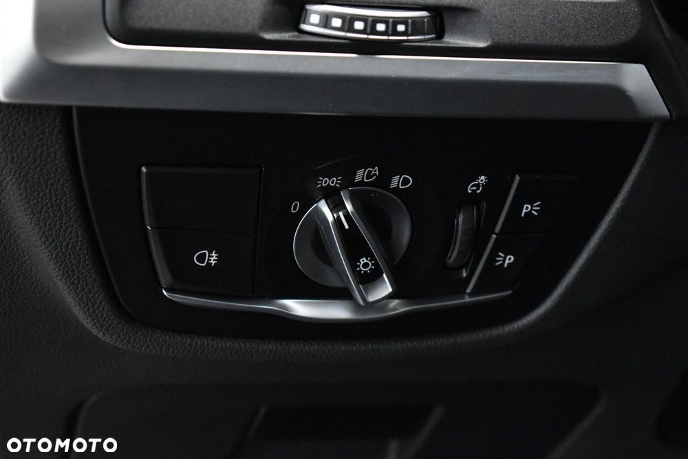 BMW X4 xM40i mHEV - 14