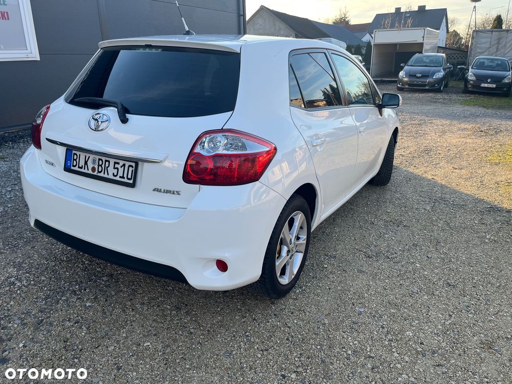 Toyota Auris 1.6 Valvematic Comfort - 3