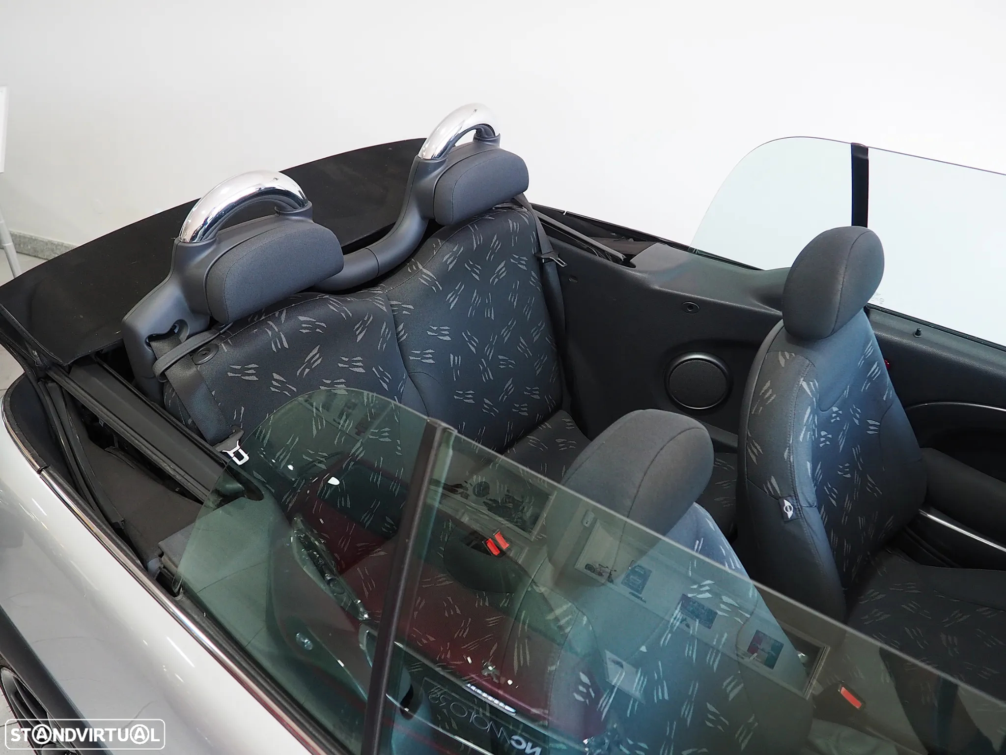 MINI Cabrio One - 16