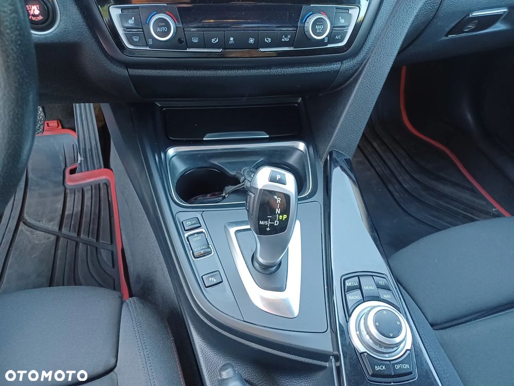 BMW Seria 4 420d Sport-Aut Sport Line - 36