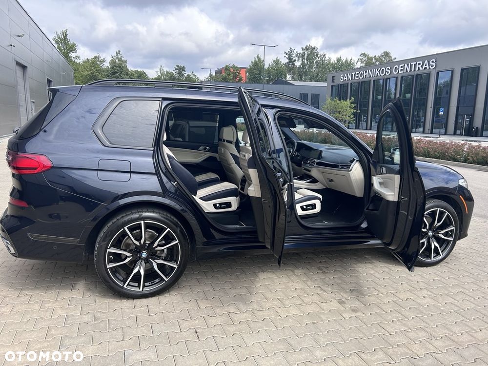 BMW X7 xDrive40i - 10