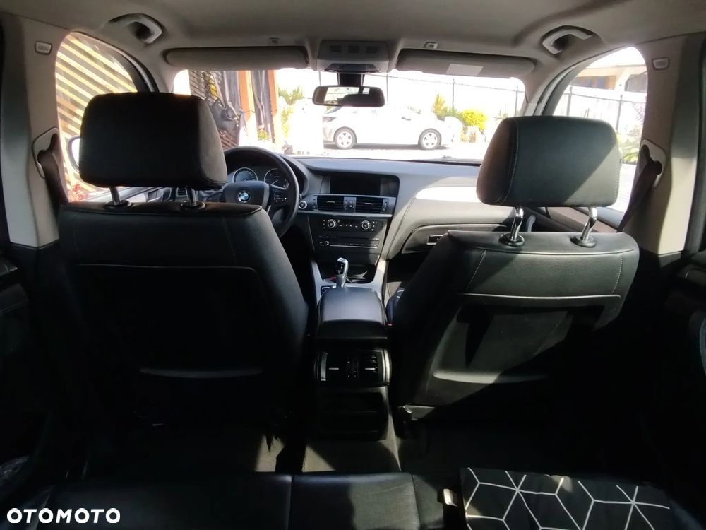 BMW X3 xDrive20d - 14