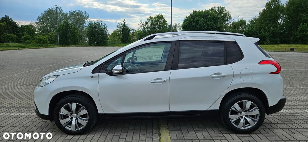 Peugeot 2008 PureTech 82 Allure - 18