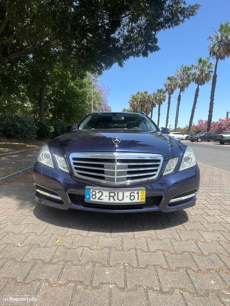 Mercedes-Benz E 300 Bluetec Hybrid Elegance - 1