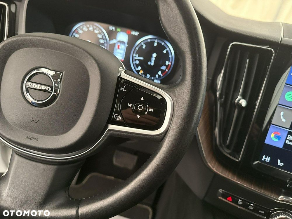 Volvo XC 60 - 26