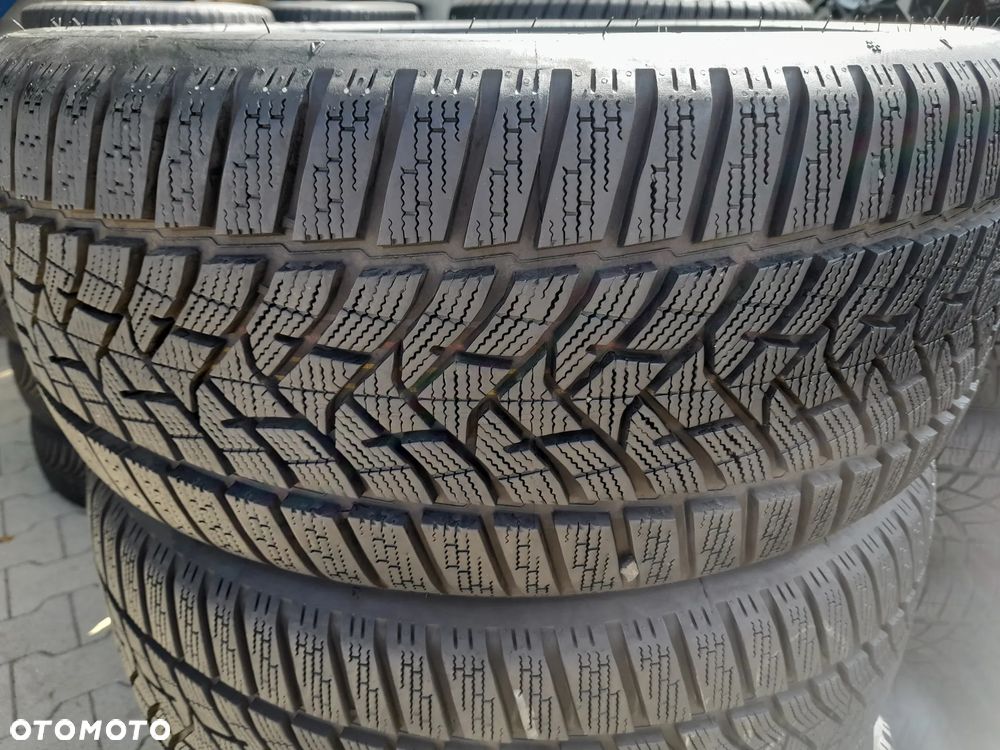 Opony zimowe Dunlop Winter Sport 5 245/45R18 100 V XL - 6
