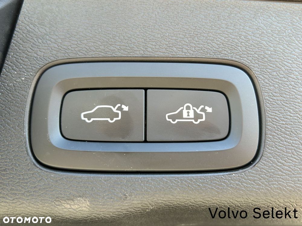 Volvo XC 60 - 30