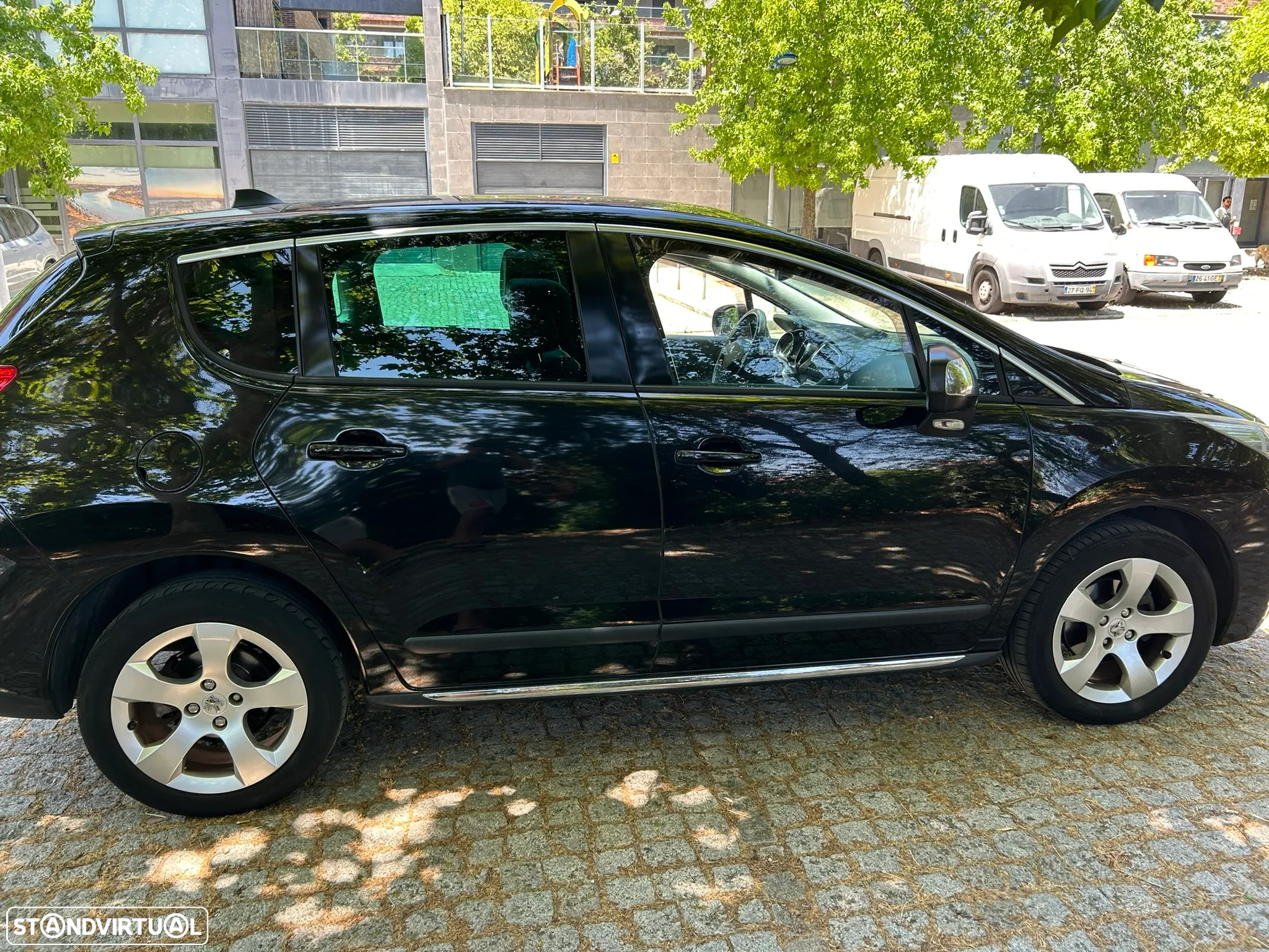 Peugeot 3008 1.6 HDi Premium - 4
